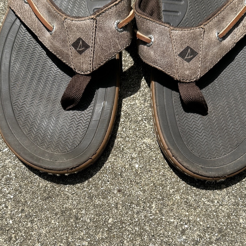 Sperry Men's FLIP FLOPS Tan and Brown •SIZE 14 - Picture 8 of 16